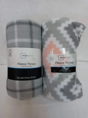 2 Mainstays Fleece Throws - Image 1 of 3