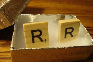 " R " Scrabble Tile Monogram Letter Initial Cufflinks 1 Pair (Two) Silver Plate  - Picture 1 of 3