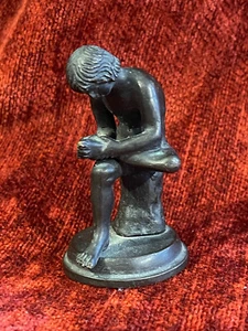 Bronze miniature Grand Tour sculpture tireur d'épine nu à l'antique curiosité - Imagen 1 de 9