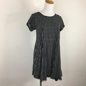 SILENCE+NOISE Urban Outfitters Black White Square Printed Dress Womens sz XS - Picture 1 of 10
