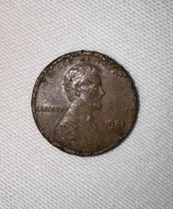 1981 Lincoln Memorial Cent DD Double Strike Error Coin - Picture 1 of 5
