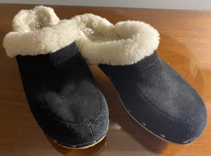 UGG Australia Pantolette Sherpa gefüttert schwarz Wildleder Holzabsatz Damen Größe 8 SANFT GETRAGEN - Bild 1 von 3