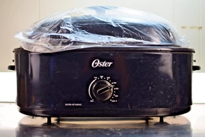 Oster 18 Quart Bräter CKSTRS18-BHD BLK - Bild 1 von 3