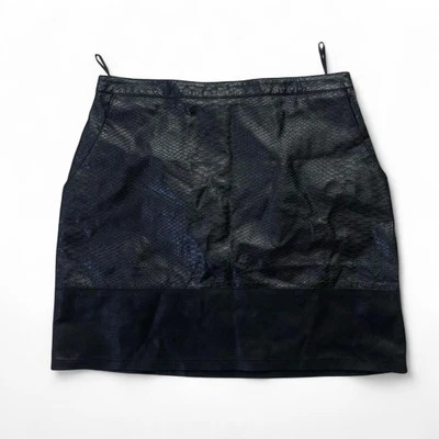New look black leather look/PU skirt Crocodile effect Pockets both sides Size10  - Image 1 of 4
