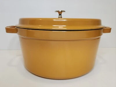 Horno holandés Staub La Cocotte mostaza #28 6 cuartos Francia Foto 1 de 4