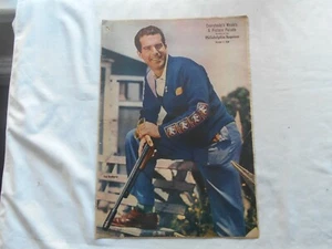 OCTOBER 2 1938 EVERYBODY'S WEEKLY & PICTURE PARADE SECTION-FRED MacMURRAY - Picture 1 of 5