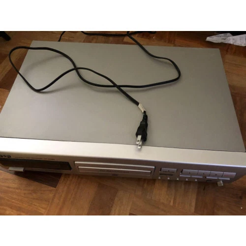 TEAC CD Recorder CD-RW880 Compact Disc Player Silver Music Audio Japan Rare - Image 1 of 4