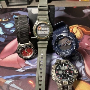 Lot Of 4 Watches - Repair Or Parts - Picture 1 of 12