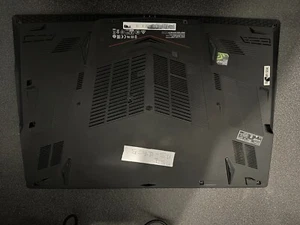 Plasturgie arrière pour ordinateur portable MSI MS-17C5 - Foto 1 di 2