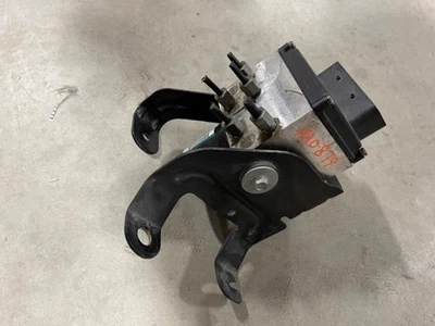 06 07 Ford F350 Super Duty 6.0L Diesel USED Anti Lock Brake ABS Pump & Module - Image 1 of 4