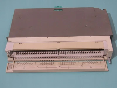 MODULO USCITA SIEMENS SIMATIC S5 6ES5 451-7LA11 - Immagine 1 di 4