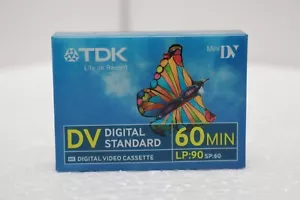Nastro miniDV TDK, videocassetta digitale SP60 min con custodia, codice articolo: DVM60MEEC - Foto 1 di 5