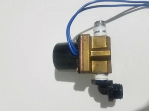 Válvula solenoide caja CKD AB21-02-3-A 100 VAC - Imagen 1 de 5