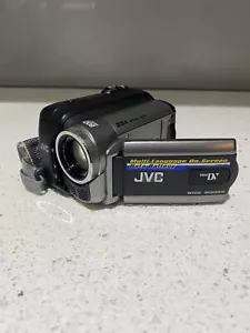 JVC GR-D850 MiniDV Camcorder( grey)(with Battery) - Picture 1 of 13