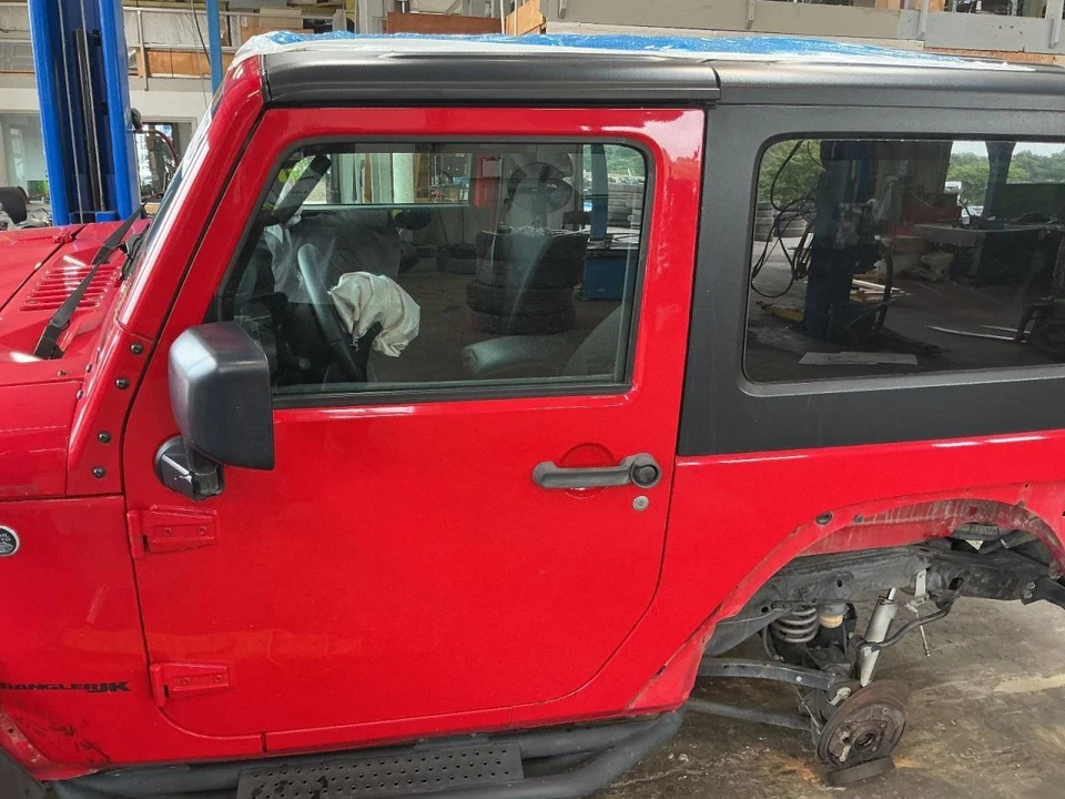 Driver Front Door VIN W 6th Digit Jk Body Full Door Fits 11-18 WRANGLER 2141843 Foto 1 de 1