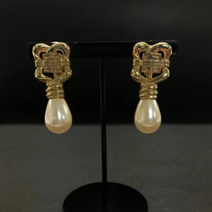 Pendientes GIVENCHY 4G Logo Perla Tono Dorado/3BD0568 - Imagen 1 de 8