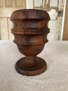 VINTAGE GEDRECHSELTER KERZENSTÄNDER KERZENSTÄNDER URNENFORM GRAT NUSSBAUM BAUM - Bild 1 von 12