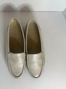 SAS Cream Shimmer Simplify Tripad Comfort Slip On Leather Loafer Shoe Size 9W - Picture 1 of 16