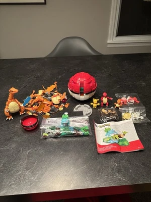 Mega Construx Pokemon Battle Figure Lot Charizard Bulbasaur PIKACHU Charmeloen - Image 1 of 4