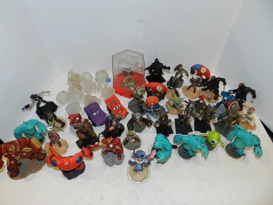 Disney Infinity 1.0 2.0 3.0 Paquete Lote a Granel 49 Figuras + 43 Discos Estuches Juegos Foto 1 de 4