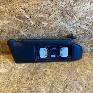 Mercedes-Benz W140 Front Right Sun Visor Black - Picture 1 of 14