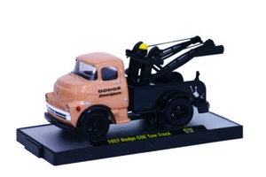 L33 32500 36 M2 MACHINES AUTO TRUCKS 1957 DODGE COE TOW TRUCK 1:64  - Picture 1 of 3