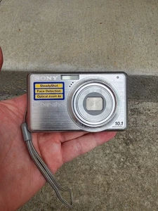 SONY CYBER-SHOT MODEL DSC-S950 10.1 MP, Sold For Parts, As Is, Not Working - Picture 1 of 3