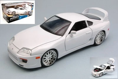 MODELLINO AUTO STATICO JADA BRIAN'S TOYOTA SUPRA 1995 FAST FURIOUS BIANCO 1:24 - Immagine 1 di 4