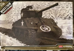 ACADEMY 13500 1/35 US M4A3 (76)W Battle of the Bulge Tank Model Kit - Picture 1 of 9