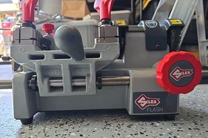 Silca International Flash 008 Schlüsselfräsmaschine - Bild 1 von 6