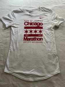 Nike Dri-Fit Chicago Marathon 40th Anniversary 2017 T-Shirt Damen Small weiß - Bild 1 von 5