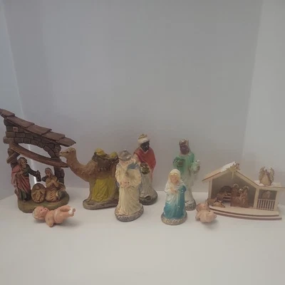 Vintage Nativity Lot nativity baby Jesus Kings Plastic wood chalkware - Image 1 of 4