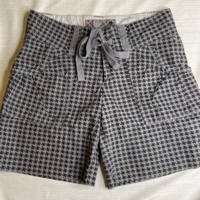 Pantalones cortos Hurley para mujer talla 1 gris y negro pata de gallo - 100 % algodón Foto 1 de 4
