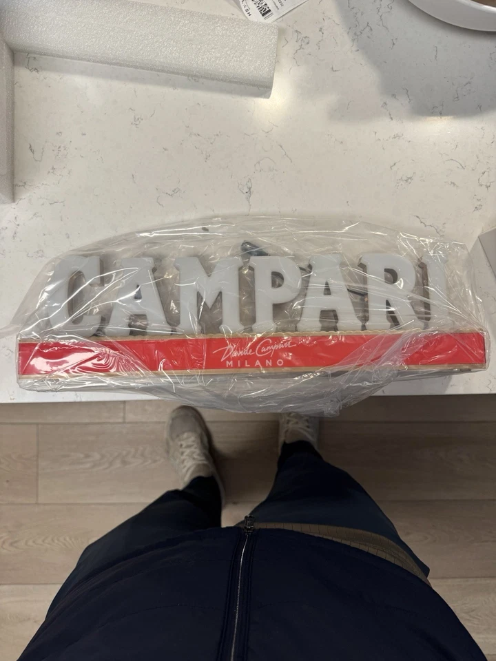 Letrero luminoso Campari Foto 1 de 4