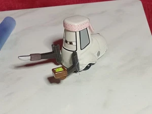 Disney Pixar Cars -TOKYO PARTY STAFF (1) DAISU TSASHIMI SUSHI CHEF- 1:55 Diecast - Bild 1 von 4