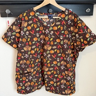 Zoe + Chloe Thanksgiving Scrub Top 2X  Brown Owl Turkey Apple Fall Leaves - Image 1 of 4