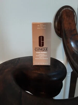 NIB Clinique Even Better Broad Spectrum SPF 15 Evens & Corrects WN 56 Cashew - Image 1 of 2