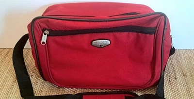 Protocol Canvas Carry On Travel Makeup Toiletry Bag Padded Shoulder Strap Pink - Image 1 of 4