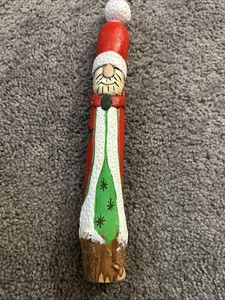 Handgeschnitzter Weihnachtswichtel - Bild 1 von 8