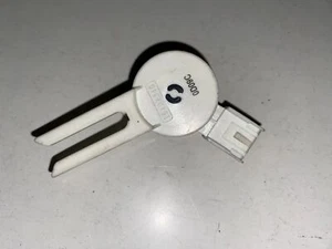 NEU Sensor Bremspedal Bremslichtschalter Orig Opel Astra J Insignia A Zafira C - Picture 1 of 2