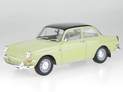 VW 1500 S Typ 3 1963 beis negro coche en miniatura 18089 MCG 1:18 - Imagen 1 de 4