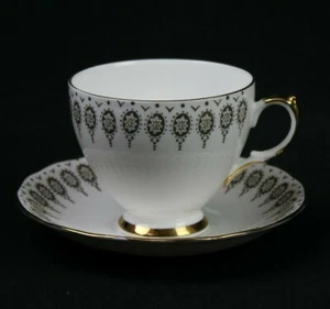 Tea cup & Saucer Vintage Queen Anne Gold Lace Trim English Bone China 1940s - Picture 1 of 10