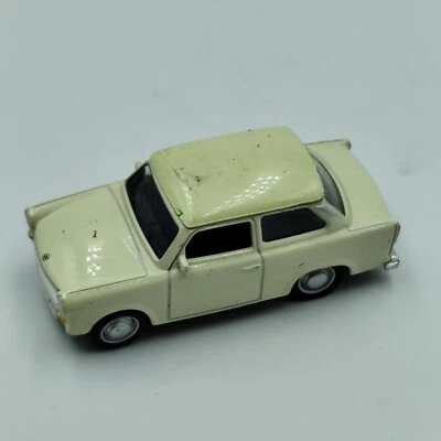 MODELLINO WELLY 58262 TRABANT 601 1/60 A FRIZIONE - Immagine 1 di 3