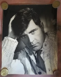 ALAN BATES - ACTOR PHOTOS PICTURES - BRITISH ACTOR - GREAT PHOTOGRAPH - Picture 1 of 1