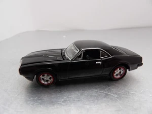 1967 PONTIAC FIREBIRD      2009 JOHNNY LIGHTNING CELEBRATING FORTY YEARS    1:64 - Picture 1 of 5