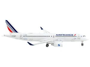 Airbus A220-300 Aircraft Air France 1/400 Diecast Model By Geminijets Gj2041 - Picture 1 of 2