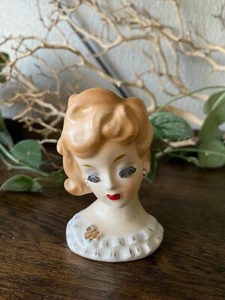3 1/2" Napcoware C5937 Miniature Ceramic Lady Head Vase Vintage Napco- Read - Picture 1 of 8