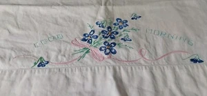 Vintage Hand Embroidered Pillowcase Flower Bouquet Crochet Edging 20x28 - Picture 1 of 5