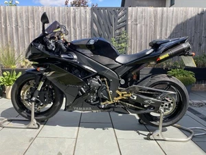 YAMAHA YZF R1 - 2007 - Picture 1 of 8