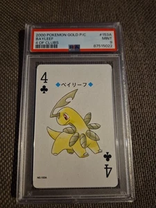 2000 POKEMON SILVER PLAYING CARDS 4 OF CLUBS BAYLEEF PSA 9 #153A - Foto 1 di 2